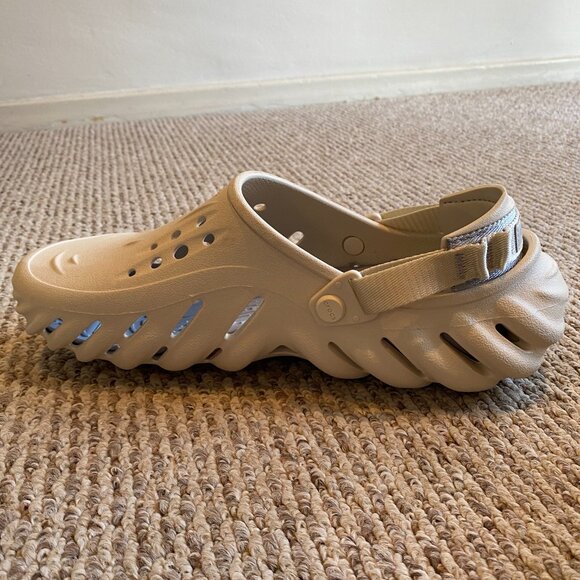 Crocs Echo Clog in Cream, Size 10M or 12W - Picture 6 of 7